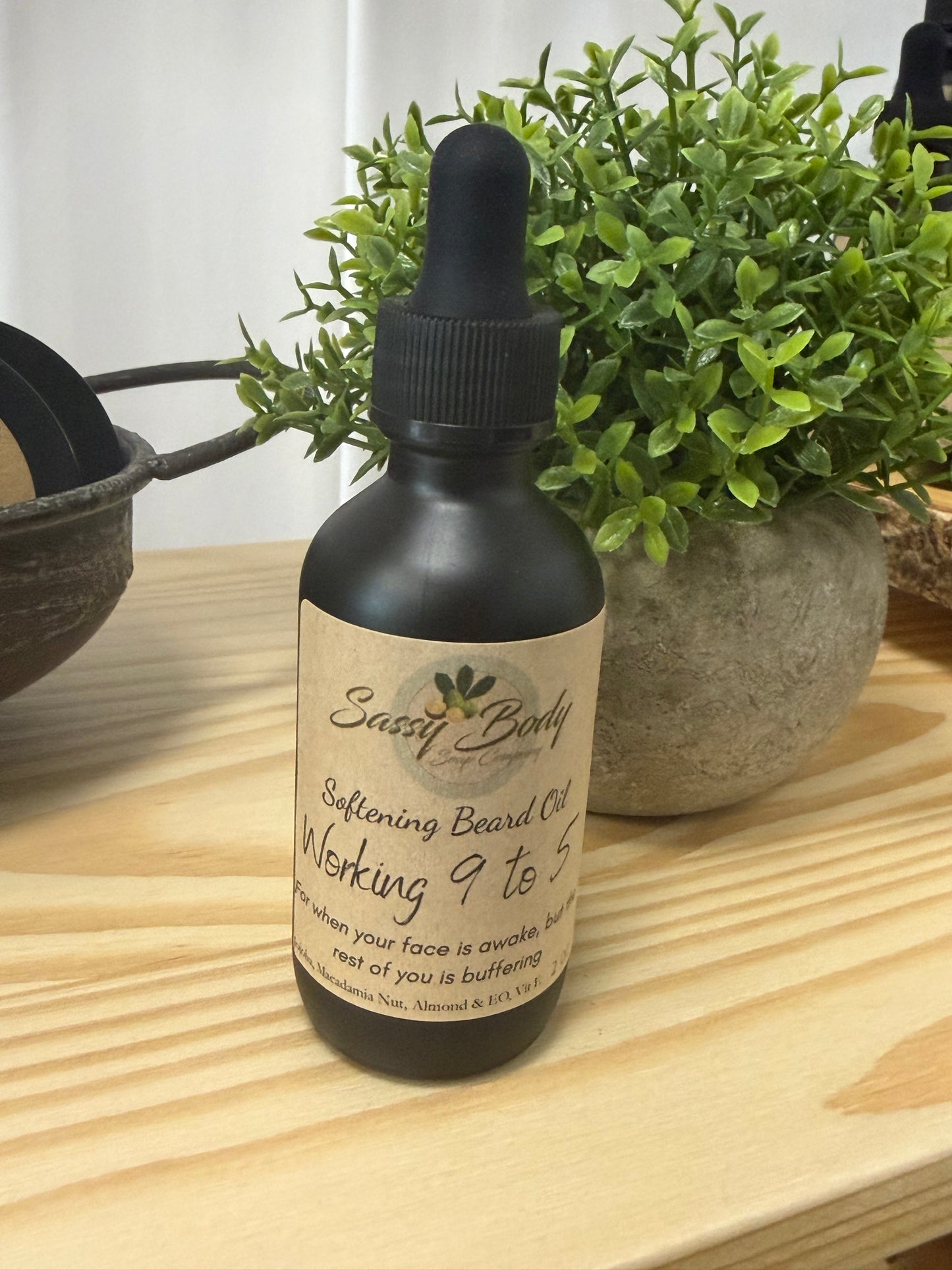 Working 9 to 5 Softening Beard Oil