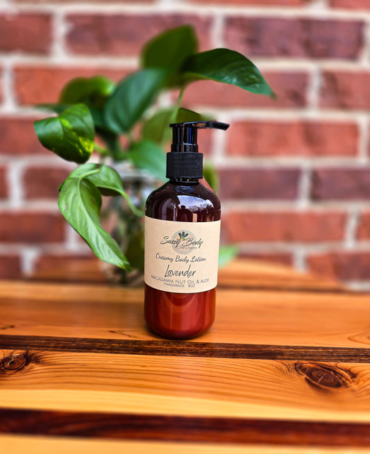 Lavender - All Natural Hand & Body Lotion, Handmade Moisturizing Lotion with Macadamia Nut and Aloe Vera
