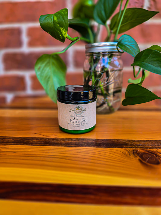 White Tea Natural Daily Face Moisturizer, Lightweight Daily Face Cream